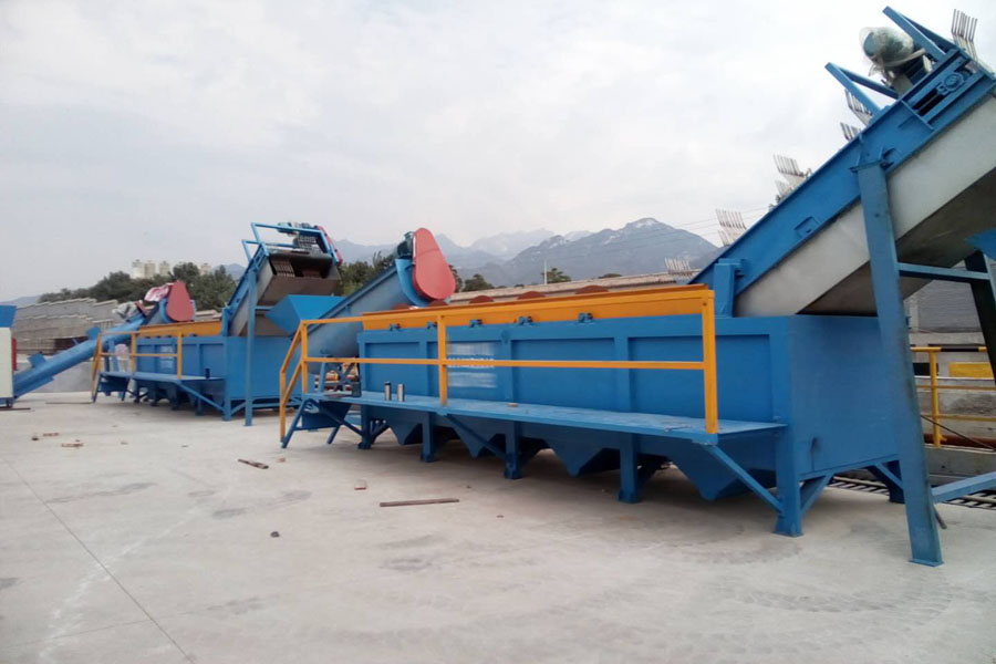 PP woven bag crushing and cleaning production line