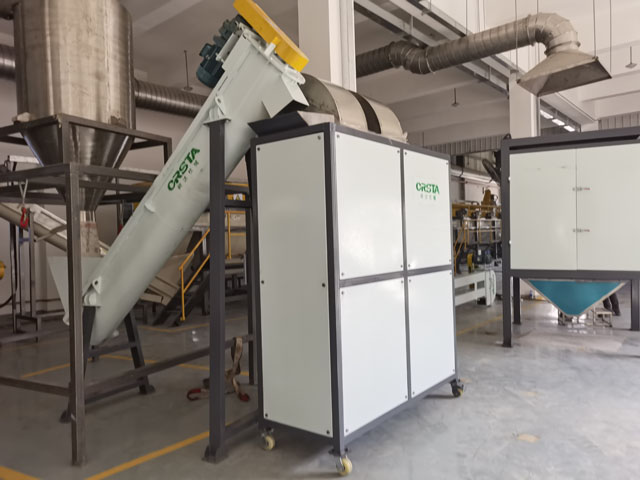 Cyclone aire label separating machine